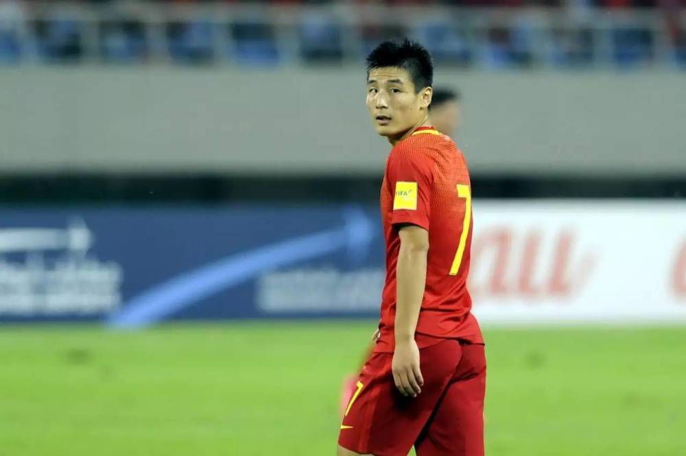 目前，他参加对阵博洛尼亚的比赛的可能性微乎其微，但教练组并不排除他快速康复的可能性。